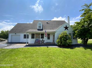 699 James St, Flemington, PA 17745