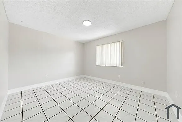20117 SW 88th Ct — Photo 19