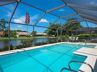 250 Fox Den Cir, Naples, FL 34104