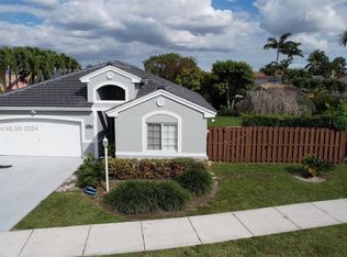 8151 SW 160th Ave, Miami, FL 33193