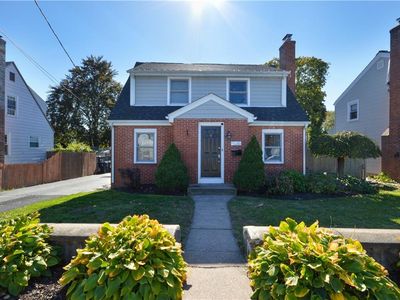 423 Armistice Blvd, Pawtucket, RI, 02861