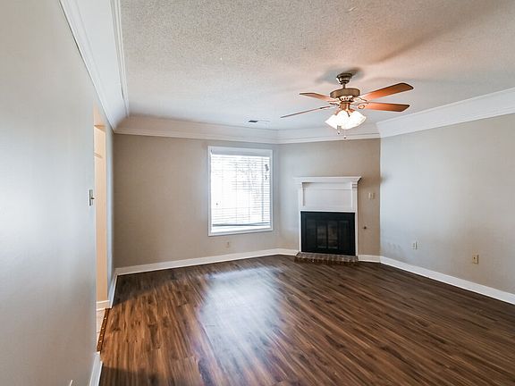 4th image of 7144 Windsor Dr