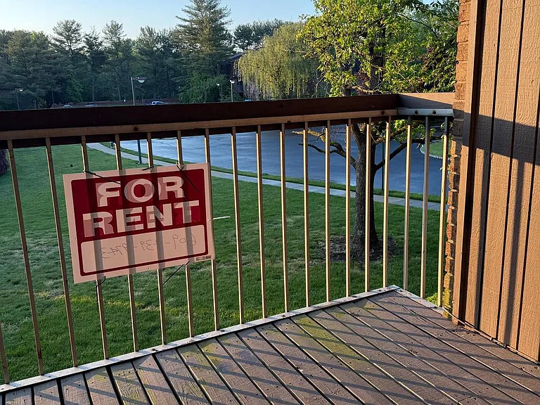1823 Old Stone Mill Dr — Photo 12