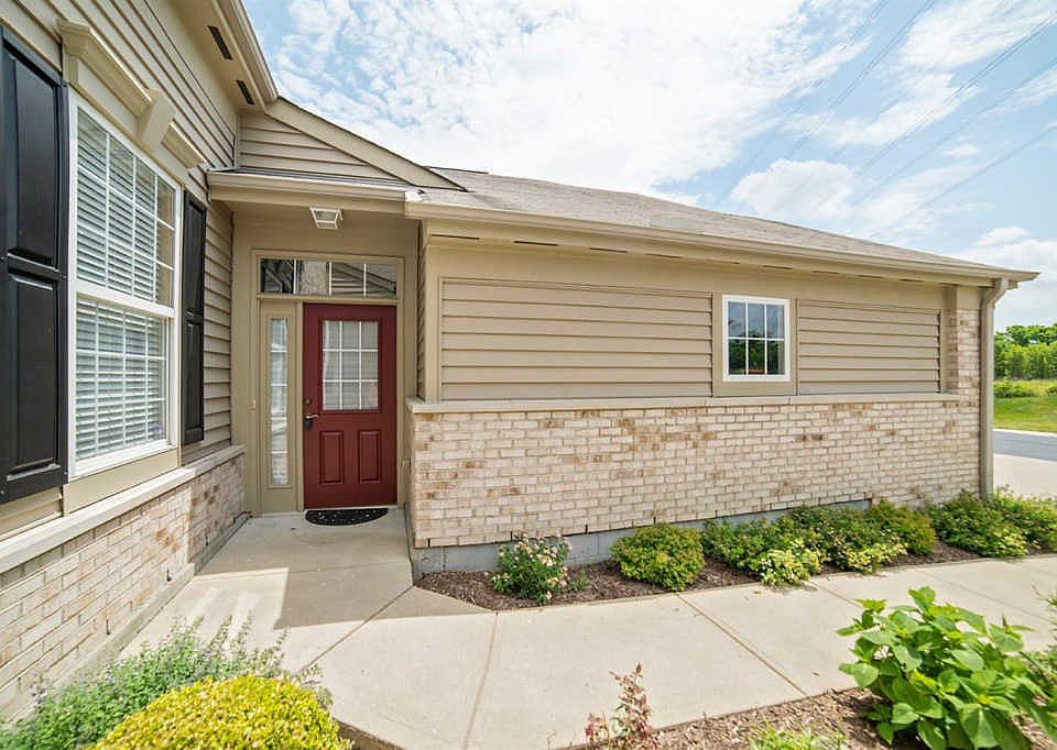 1st image of 4662 English Oak Ct