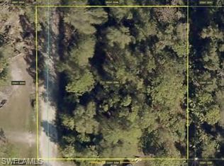 8101 Cook Dr, North Fort Myers, FL 33917