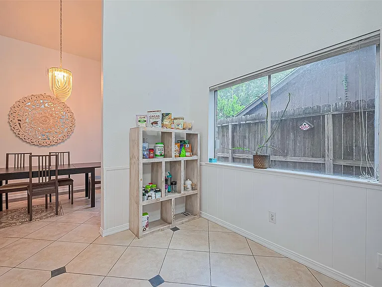 8018 Zimmermann Dr — Photo 16