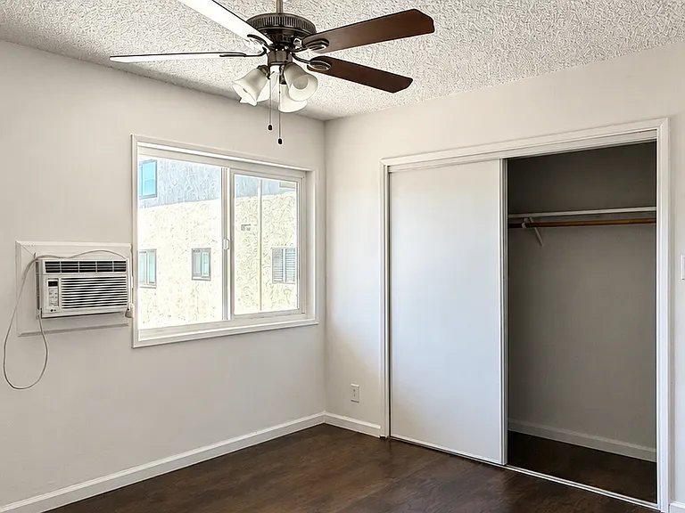4911 Laurel Canyon Blvd #6 — Photo 3