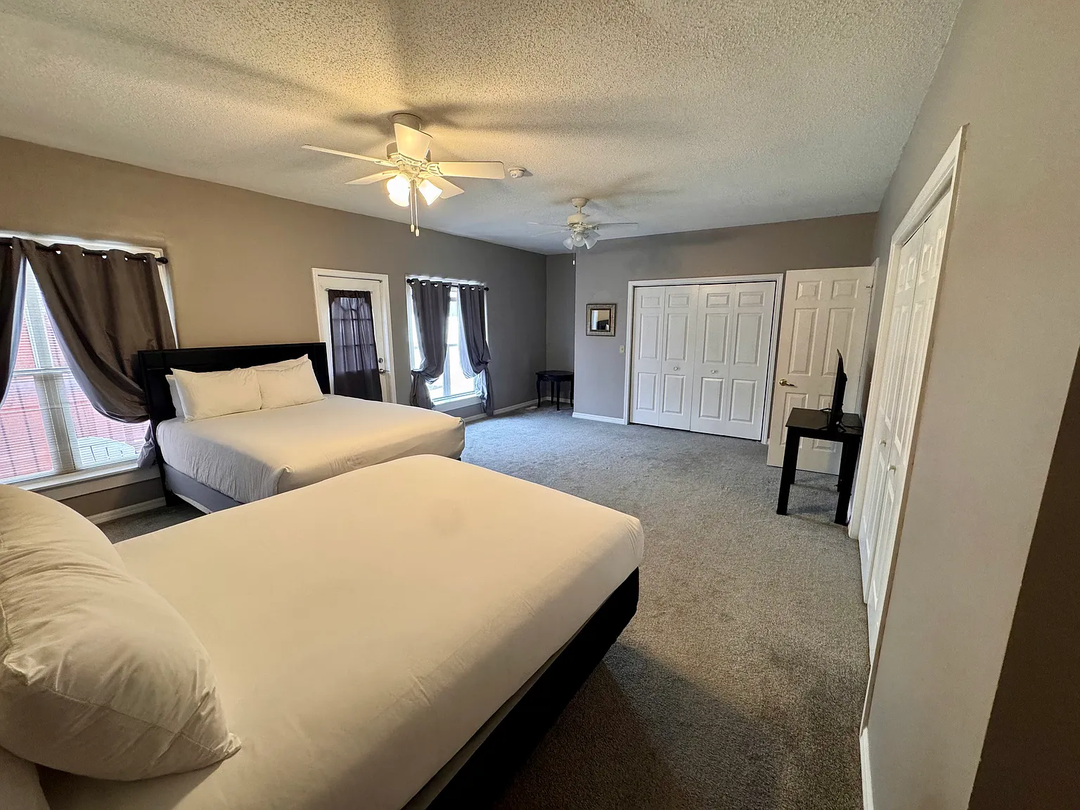 1 bed, 1.5 bath, 19740 sqft, $900 — Photo 1