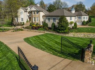 3101 Palmer Place Dr, Lebanon, TN 37090