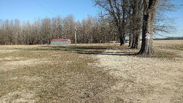 2nd image of 1595 County Road 608 S