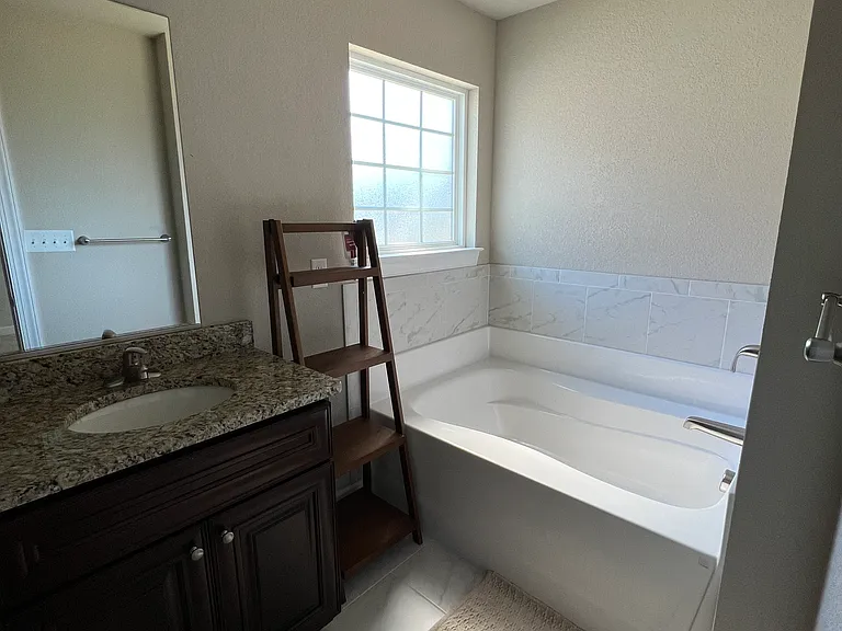 117 S Boggs Ave — Photo 14