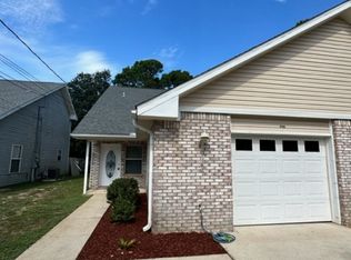 2169 Tom St, Navarre, FL 32566