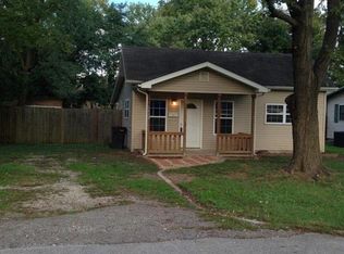 1230 S 4th St, Rogers, AR 72756