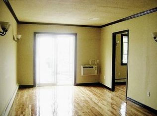 25-01 45th St #3DD, Astoria, NY 11103