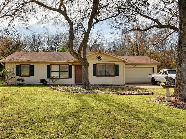 1st image of 243 Lamaloa Ln