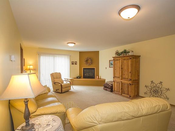 2nd image of 2969 Warbler Way APT 1