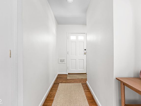 5th image of 5845 Carrollton Ave