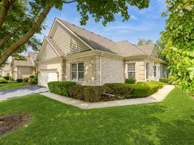 3000 Harrow Gate Dr, Woodstock, IL, 60098