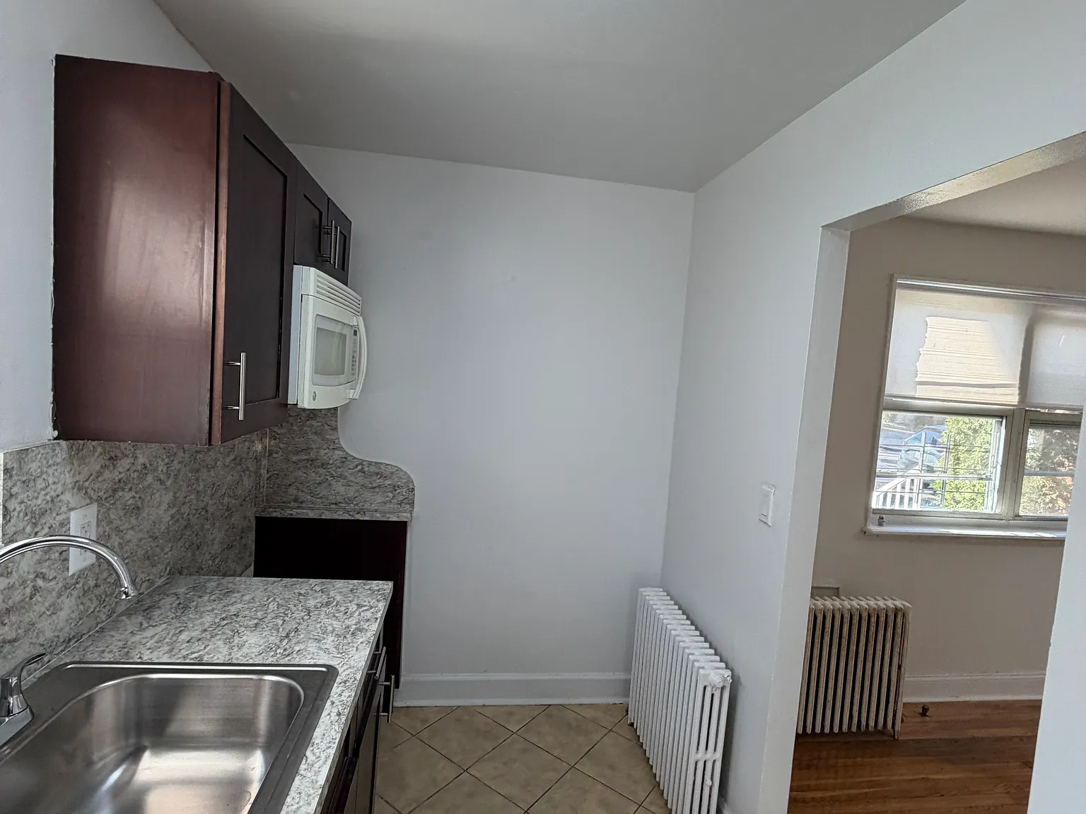 224th St, Oakland Gardens — Photo 4