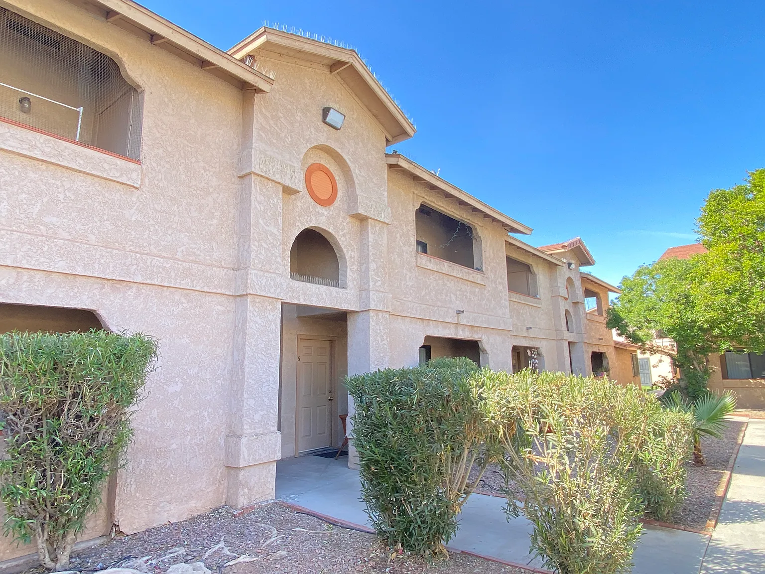 Sunrise Apartments — Photo 1