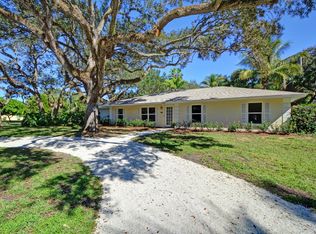 3606 Indian River Dr E, Vero Beach, FL 32963
