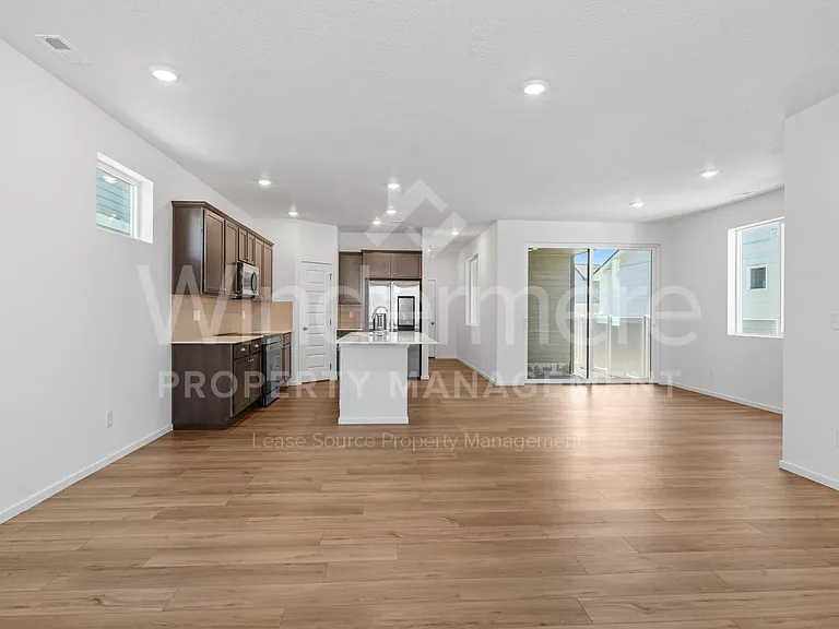 24524 E Short Tail Ln — Photo 11