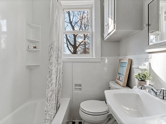 2nd image of 41 Butler Rd #3J