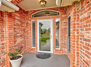 2625 SE 7th St, Moore, OK 73160