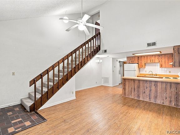 2nd image of 2316 Colby St