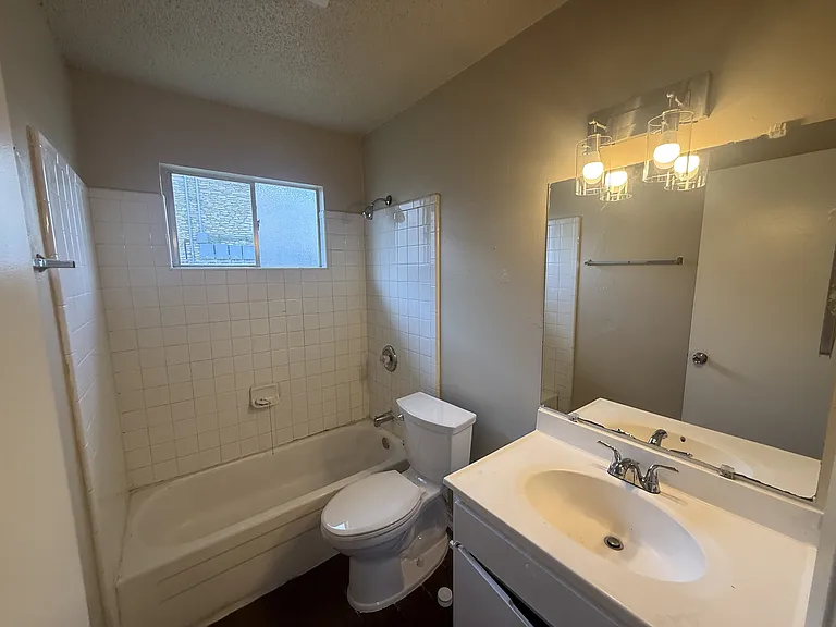 1243 N Lbj Dr #B — Photo 12