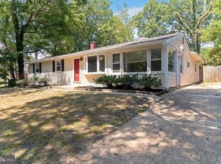 1396 Amphibian Dr, Pasadena, MD 21122