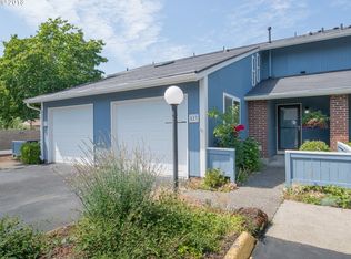 823 NE 90th Ave, Portland, OR 97220