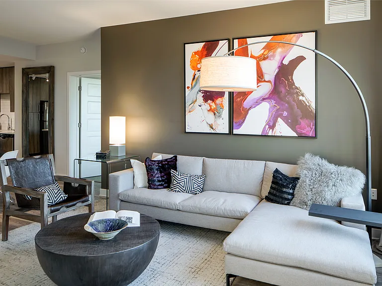 Anthem House — Photo 10