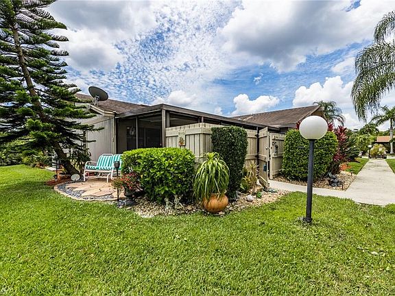 5th image of 15578 Crystal Lake Dr