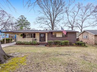 537 Edgecrest Dr, Birmingham, AL 35209
