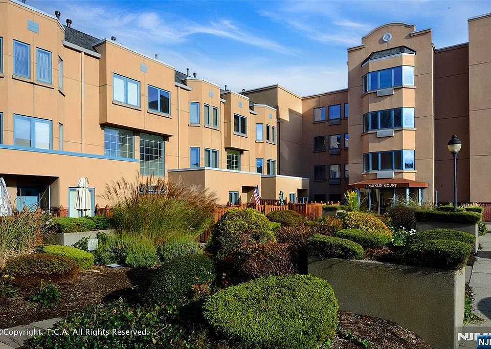 1st image of 302 Franklin Court #302