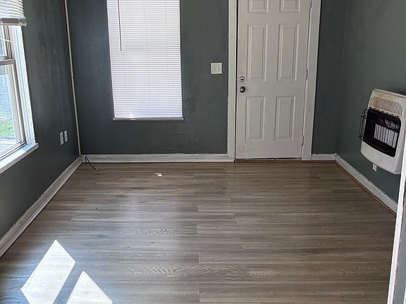 4th image of 2626 Wilson St APT 2