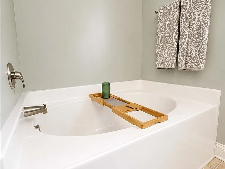 218 Himalayan Rd — Photo 25