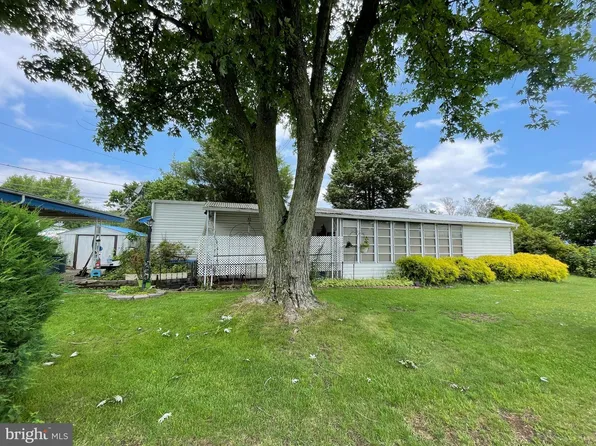 21 Estates Dr, Vincentown, NJ 08088