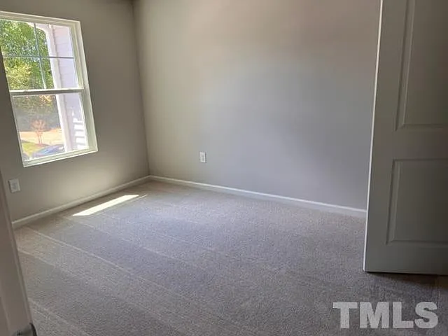 328 Hazy Hills Ln — Photo 6