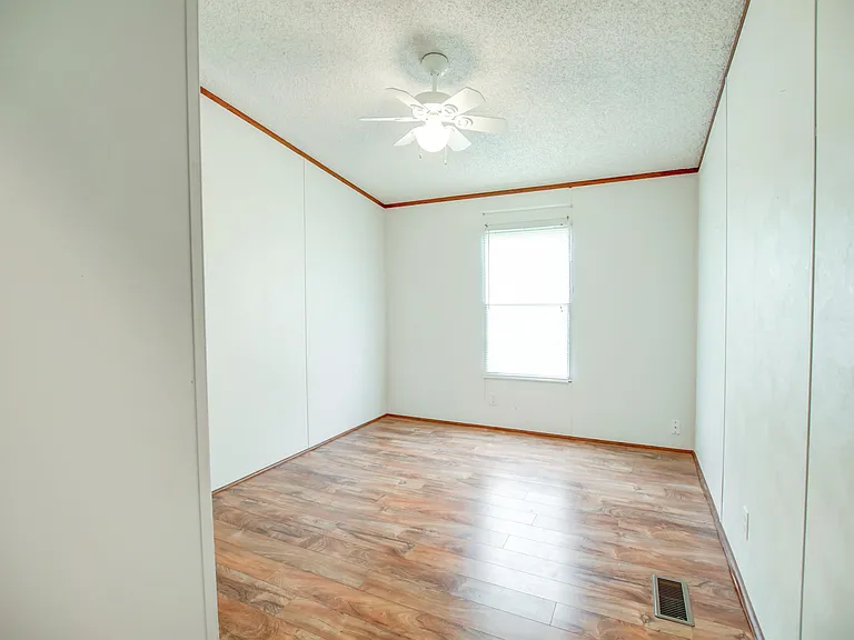 37A Riverside Ln — Photo 13