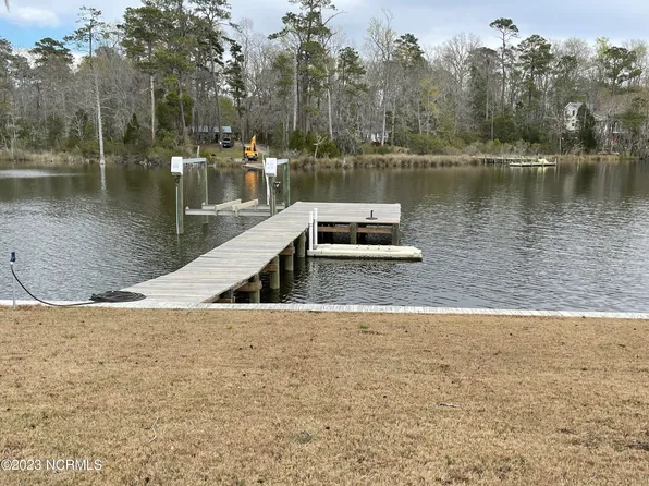 789 Treasure Pointe Drive, Bath, NC 27808