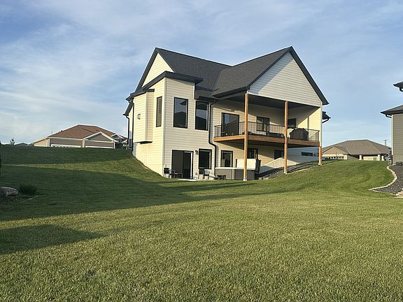 2nd image of 9625 Autumn Meadow Ln