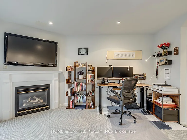 2287 Kingfisher Ct — Photo 42