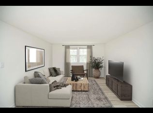 103 S Policy St #8, Salem, NH 03079
