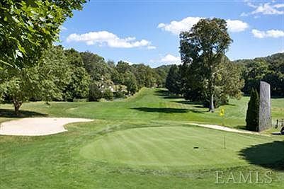 1st image of 7 Country Club Ln