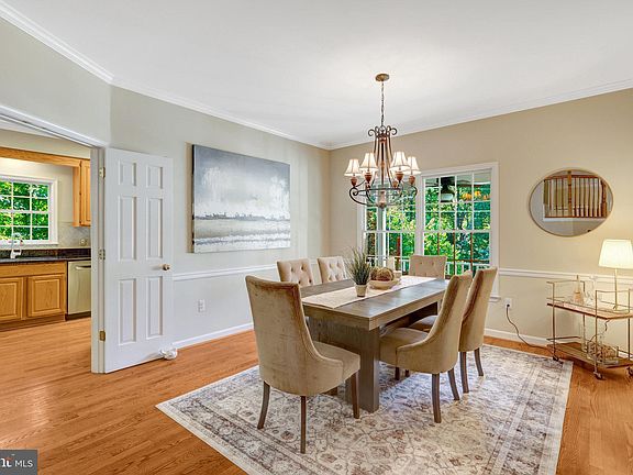 2nd image of 4211 Orchard Dr