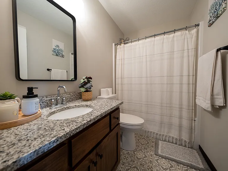 10240 3rd St NE #D — Photo 20