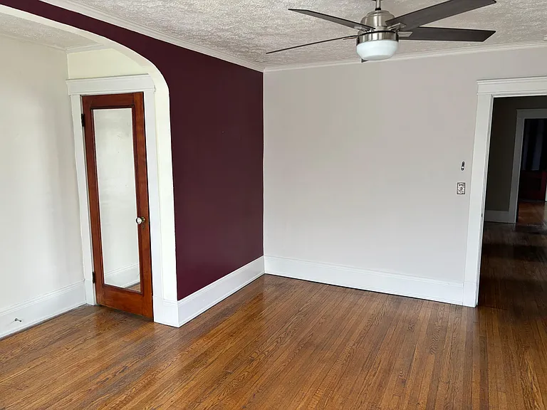 2055 W 41st St — Photo 19