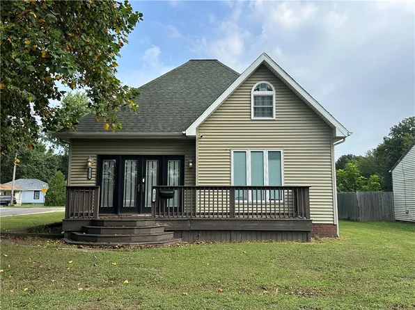 1013 Texas Ave, Danville, IL 61832